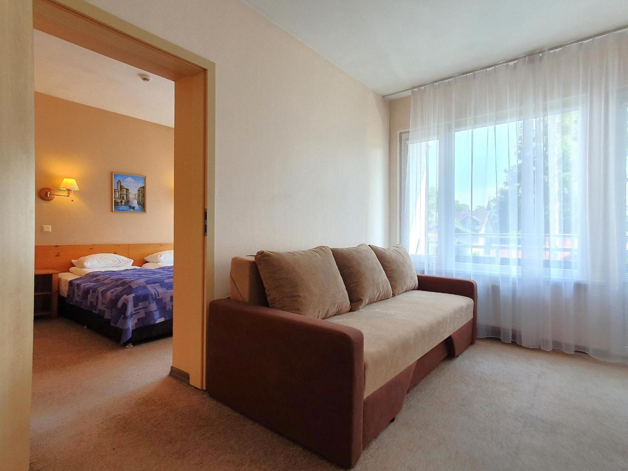 Good Stay Eiropa Hotel Economy Jūrkalne Exterior foto