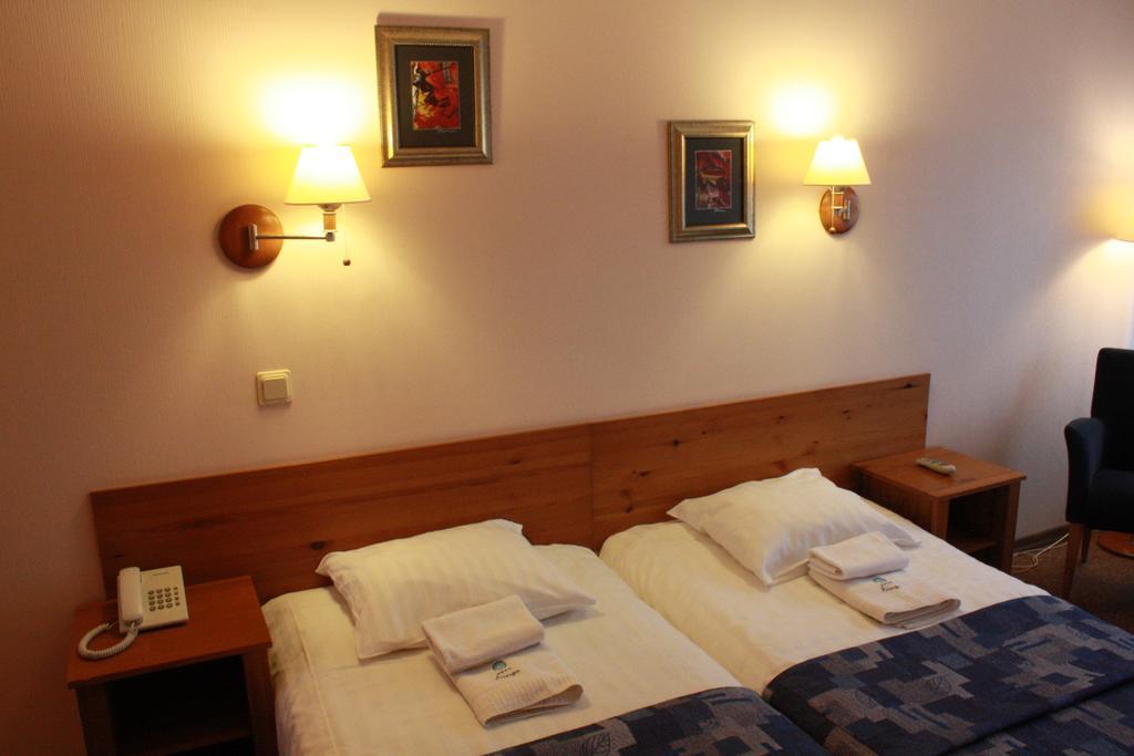 Good Stay Eiropa Hotel Economy Jūrkalne Cameră foto